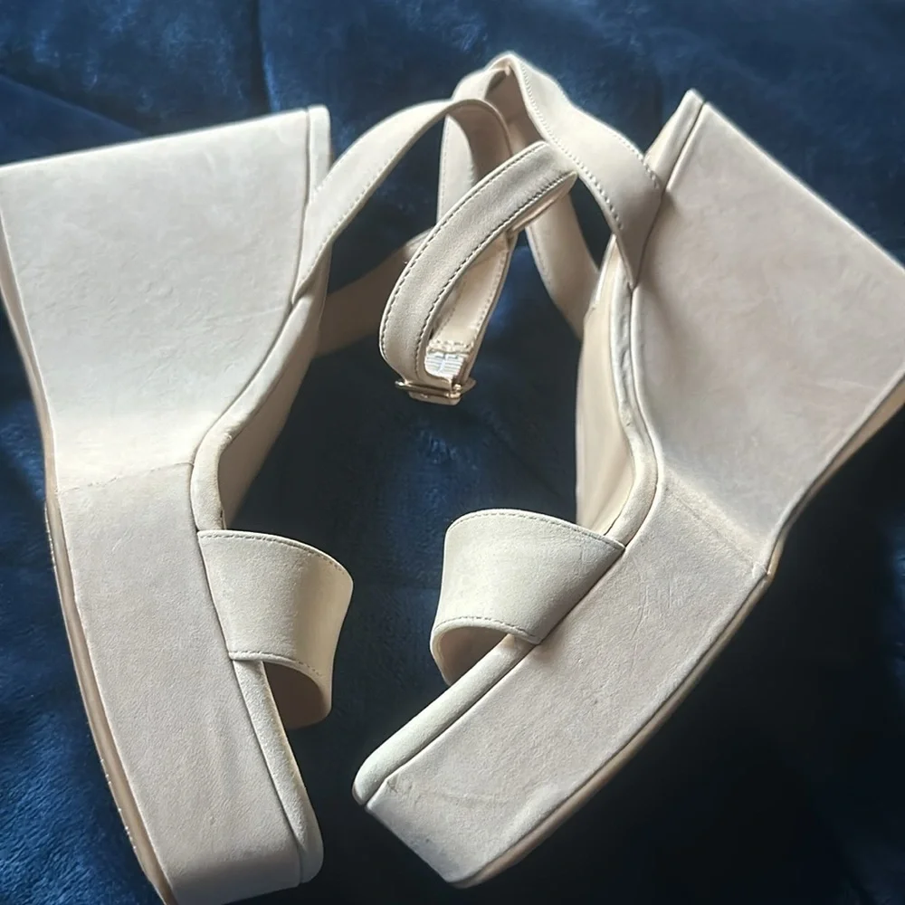 Antonio Melani Madelle Bespoked Nude platform wedges